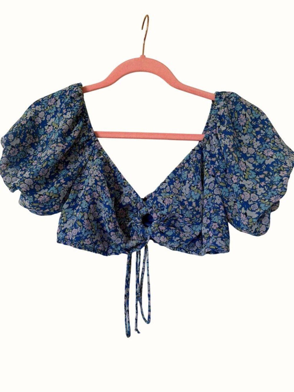 Wild Fable Blue Floral Puffy Sleeve Crop Top With Front Tie Detail Size M